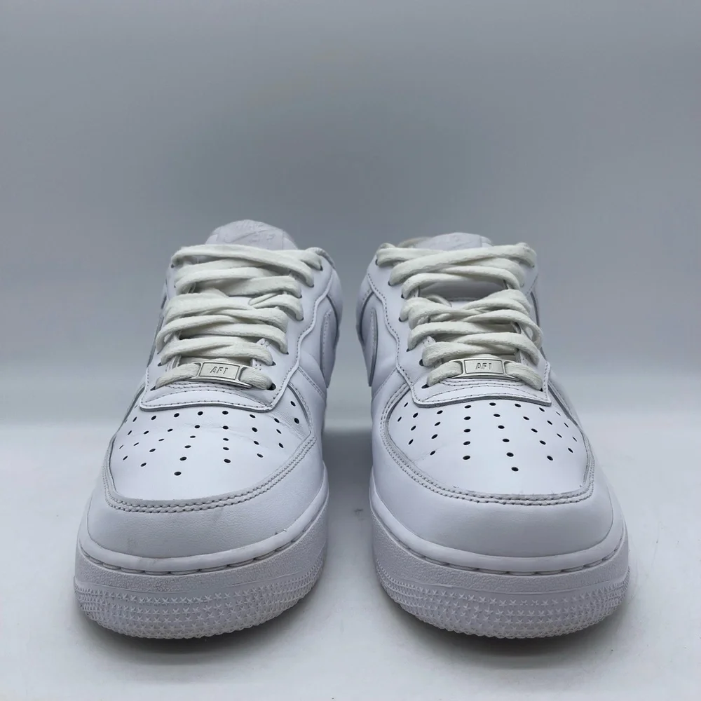 Nike Air Force 1 '07 Low CW2288-111 Men's Size 9 Shoes‎ Triple White Sneakers